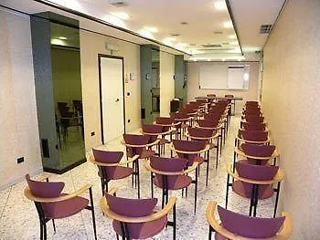 酒店 Eden 瓦拉泽