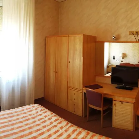 Hotel Eden